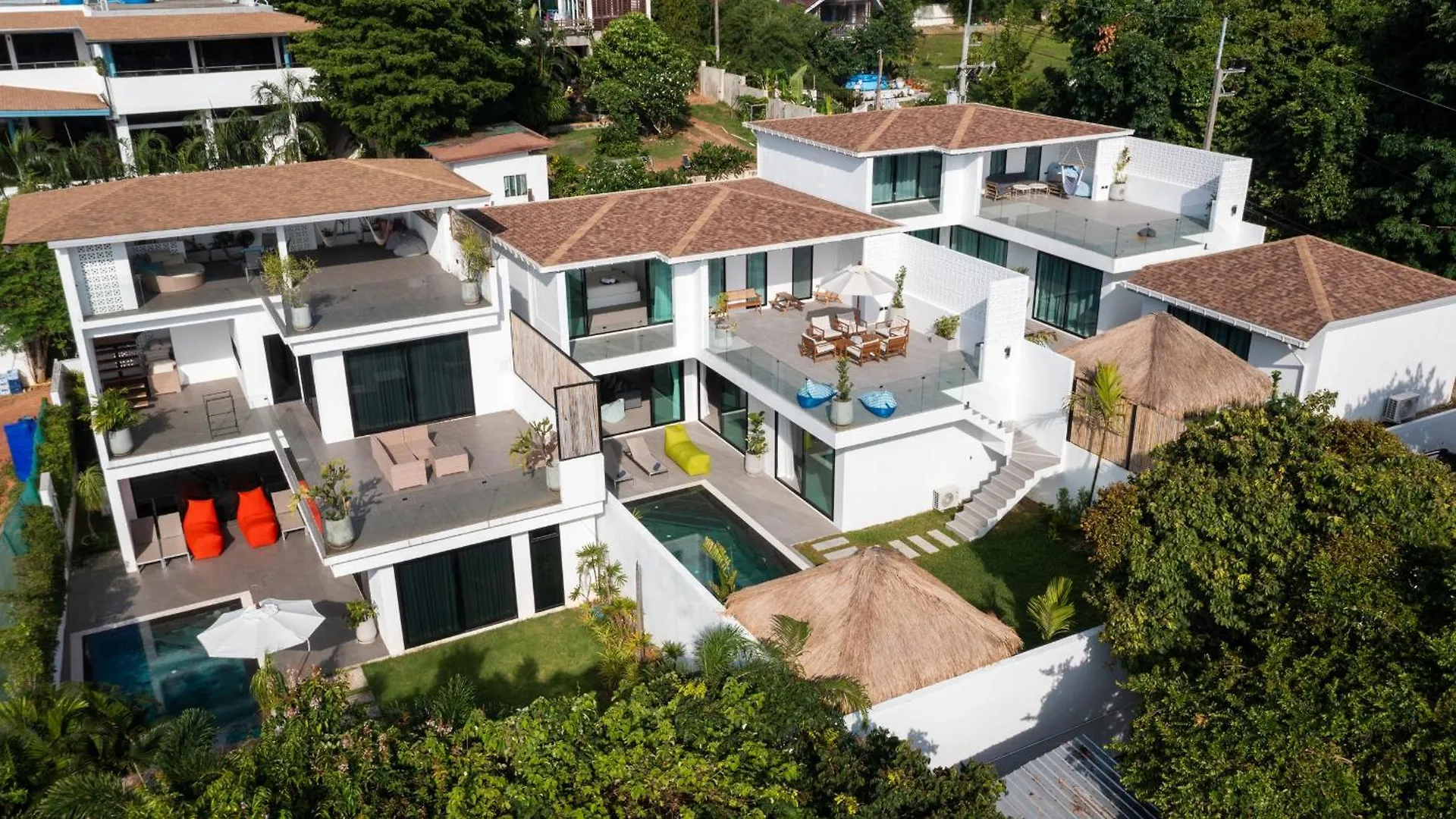 The Guu Villas - Luxe Seaview Villa Resort location