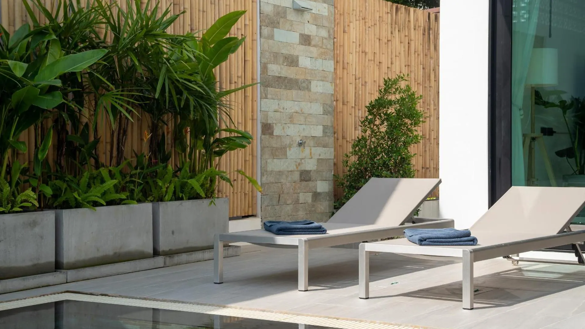 The Guu Villas - Luxe Seaview Villa Resort Ko Lanta Thailand