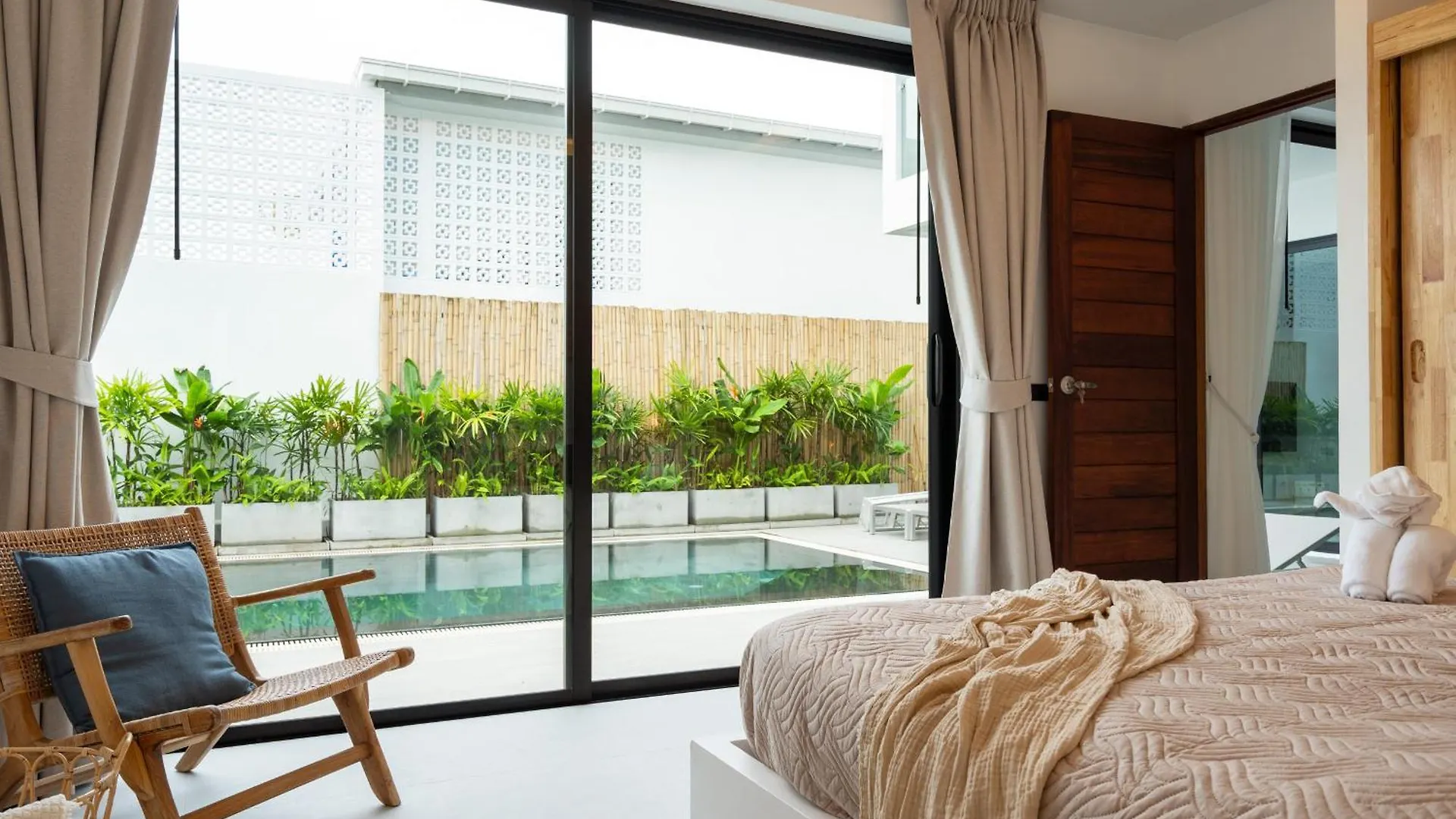 The Guu Villas - Luxe Seaview Villa Resort Ko Lanta