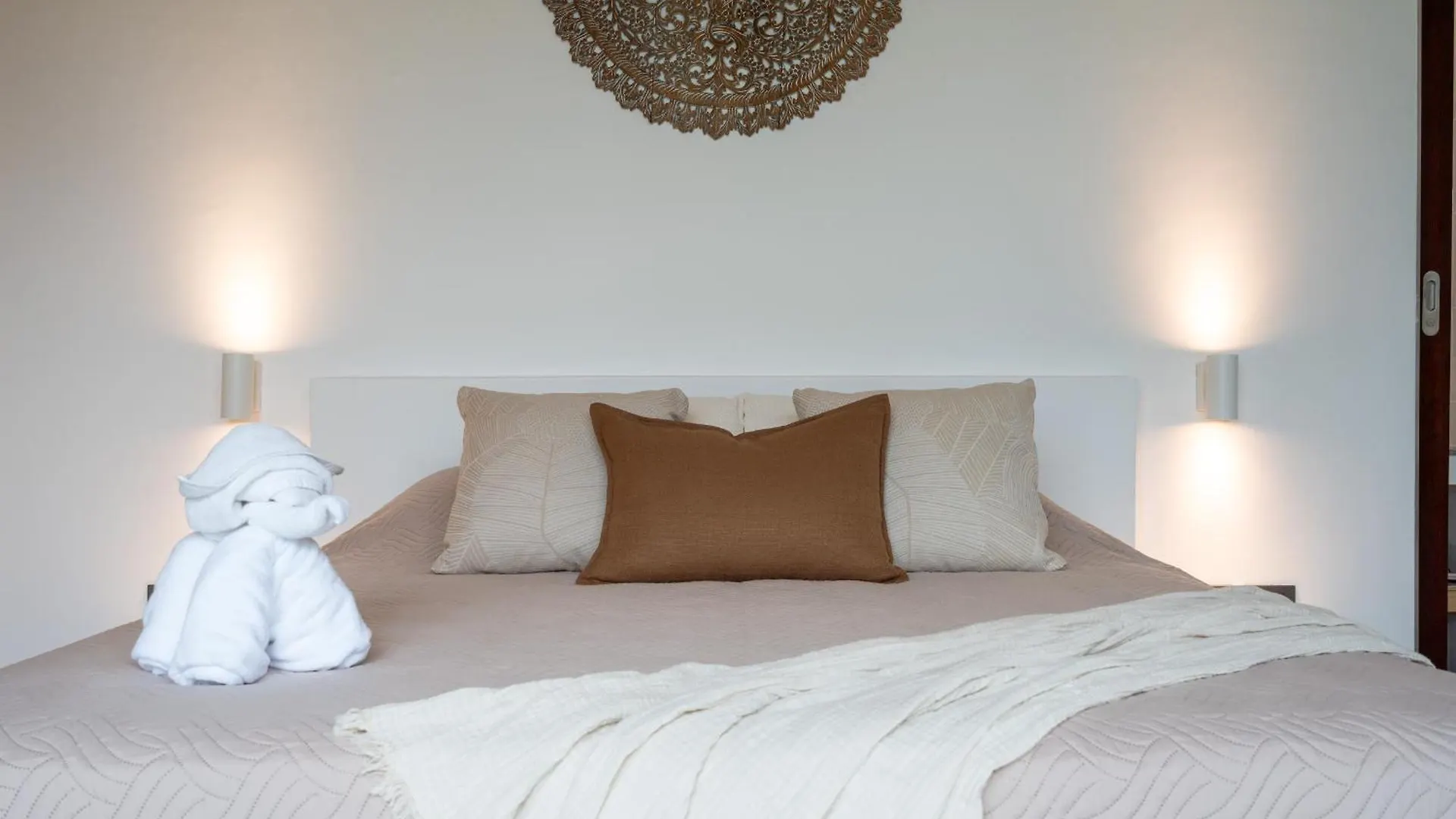 The Guu Villas - Luxe Seaview Villa Resort Ko Lanta 0*,  Thailand