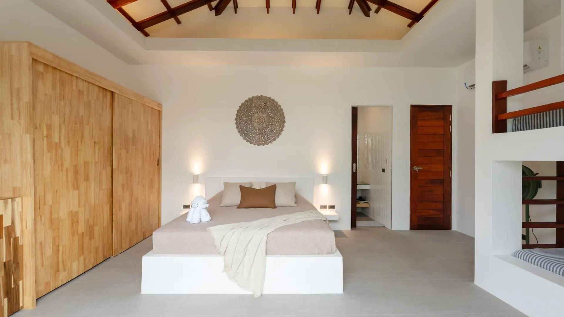 The Guu Villas - Luxe Seaview Villa Resort Ko Lanta
