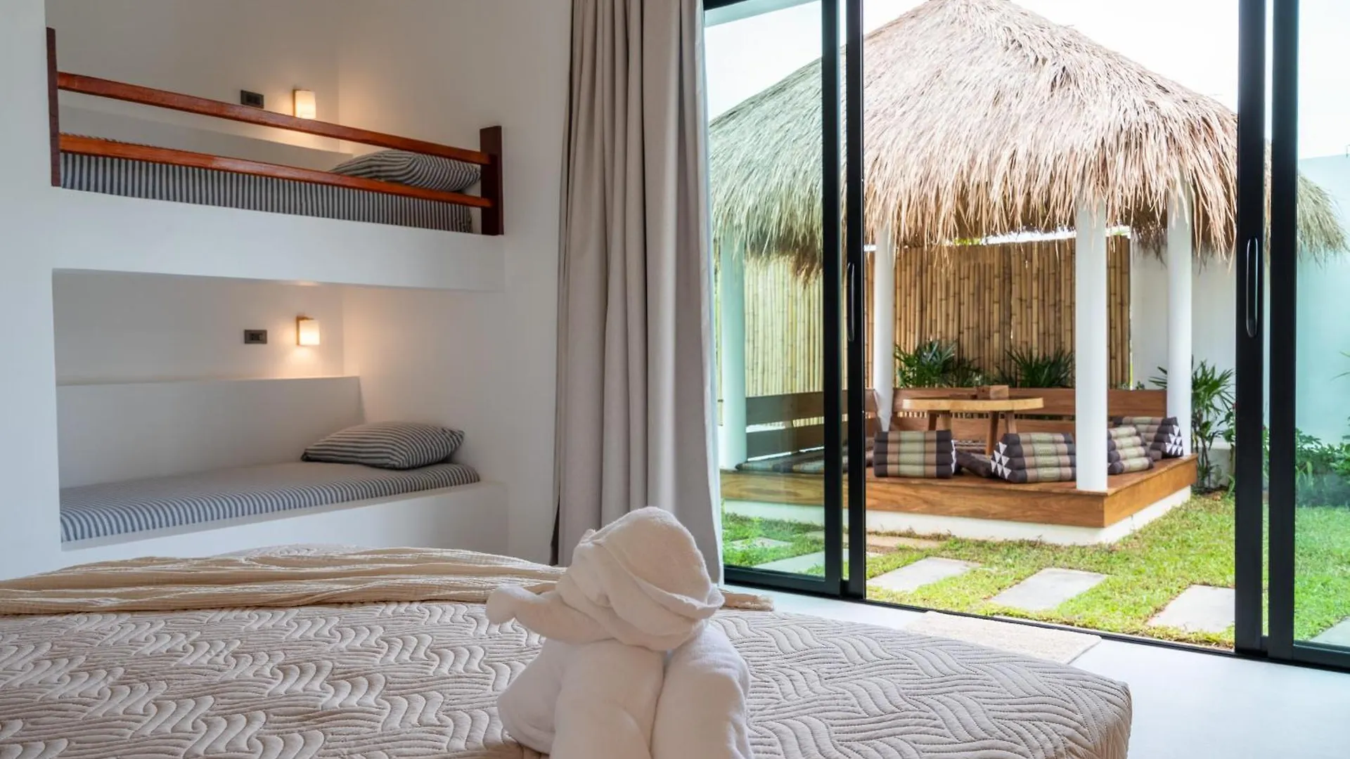 The Guu Villas - Luxe Seaview Villa Resort Ko Lanta 0*,