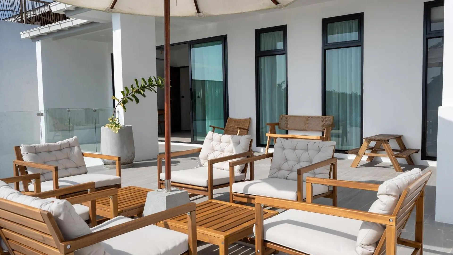The Guu Villas - Luxe Seaview Villa Resort Ko Lanta