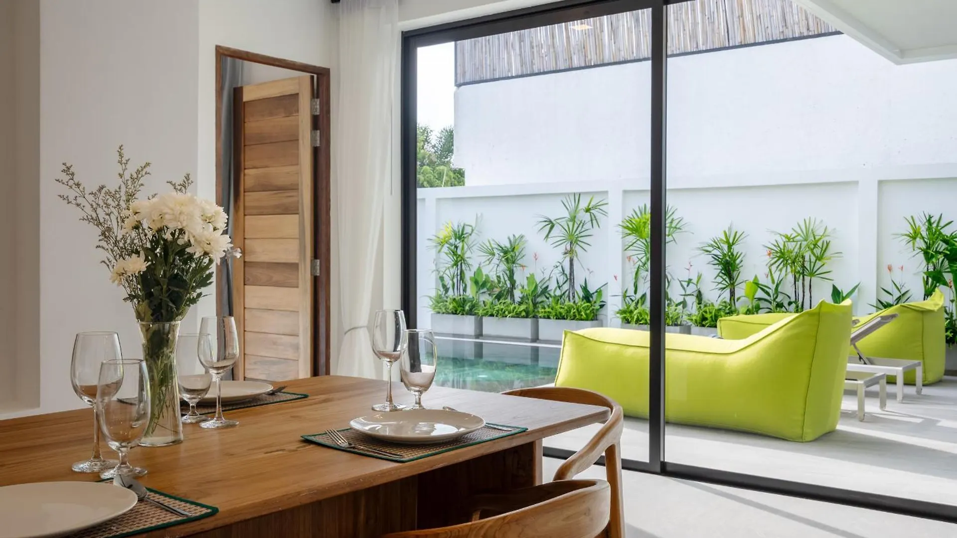 The Guu Villas - Luxe Seaview Villa Resort Ko Lanta 0*,